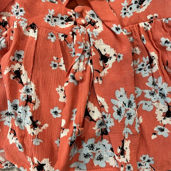 BB Dakota long sleeve floral top with tie in front XS - Picture 3 of 5